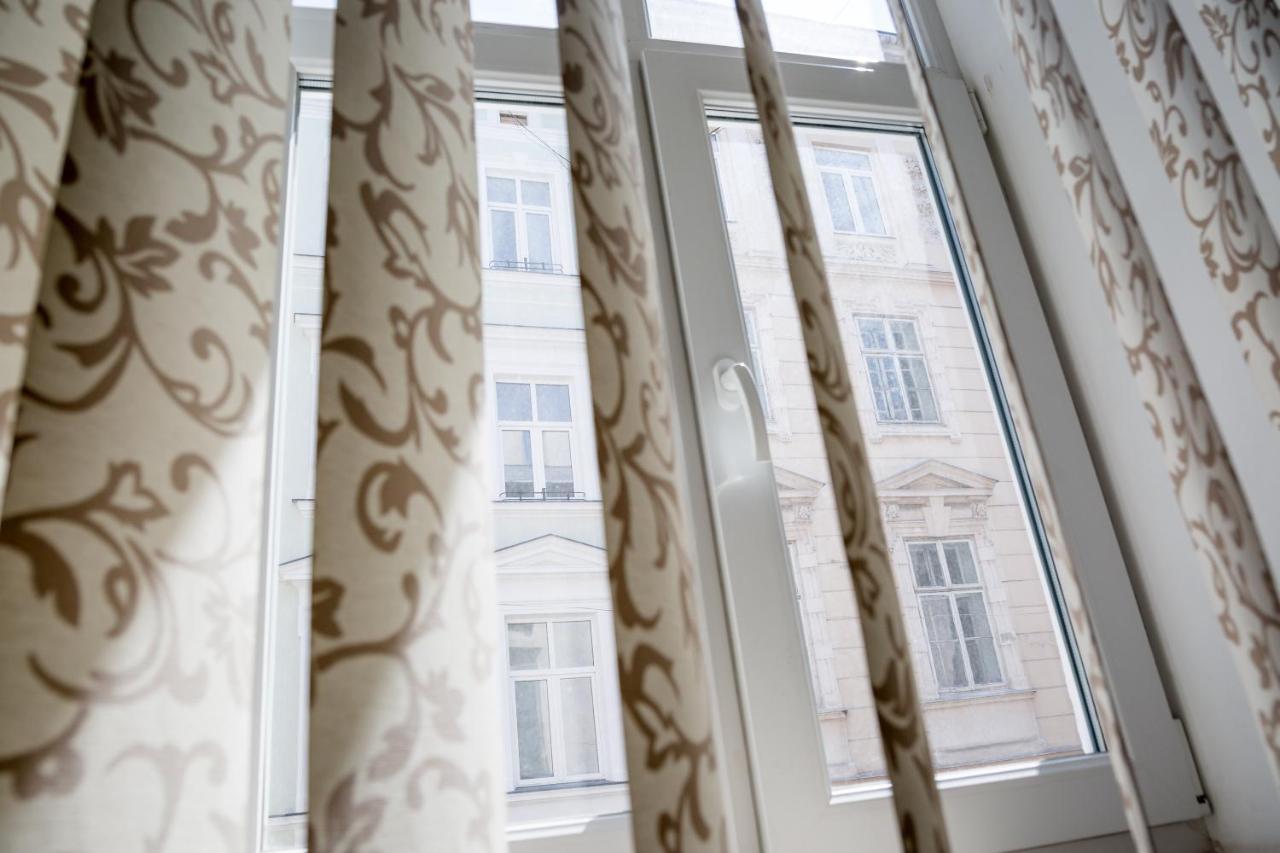 Apartment On Valova Street Lviv Kültér fotó