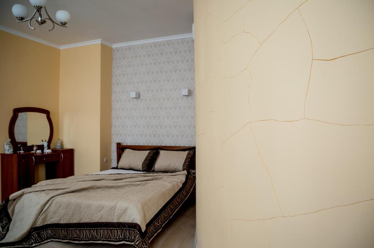 Apartment On Valova Street Lviv Kültér fotó